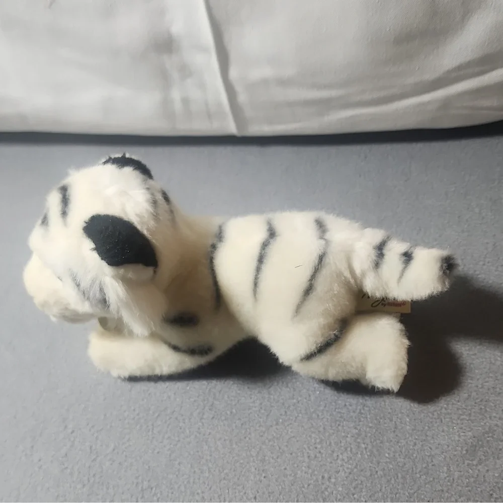 Aurora Miyoni White Tiger Mini Plush Stuffed Animal, Washable MPN 0092